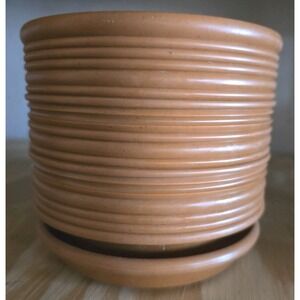Rubbermaid Ribbed Planter‎ Flower Pot  70s  5.5x5"  w/ Saucer MCM Vintage Tan